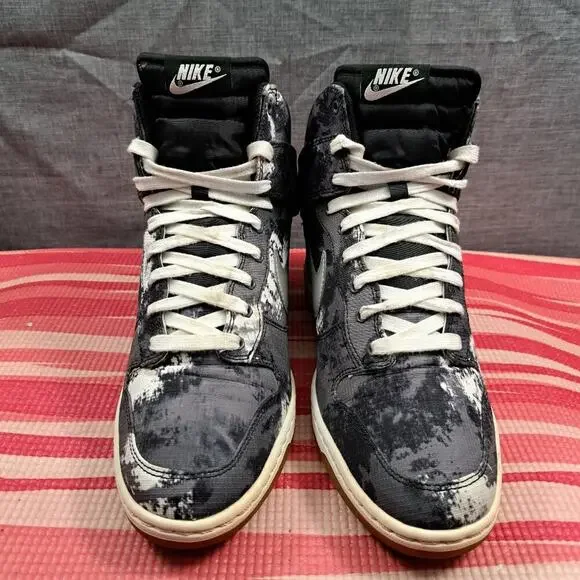 %Nike Dunk Sky High Print Black Sneakers Womens 543258-004 Size 10 / A 23 - Picture 13 of 13